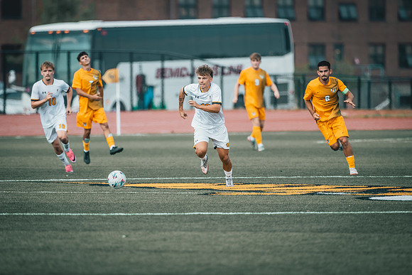 UWS MSOC vs NMU-74