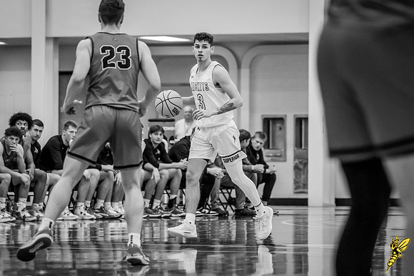 UWS MBB vs. UWRF WM 40