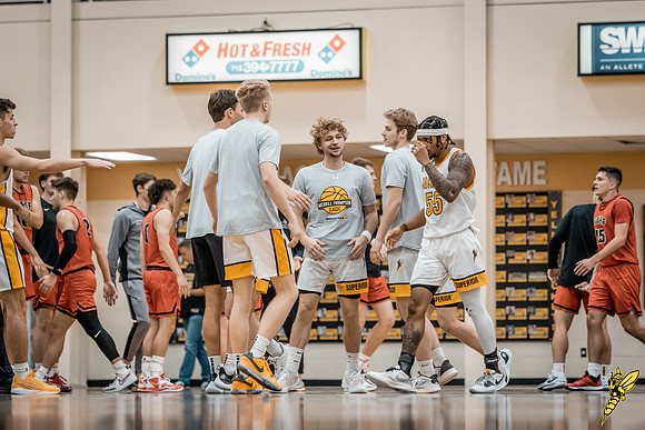 UWS MBB vs. UWRF WM 67