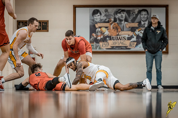 UWS MBB vs. UWRF WM 65
