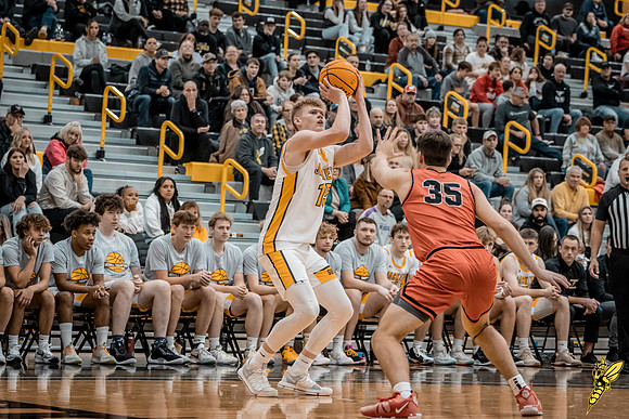 UWS MBB vs. UWRF WM 51
