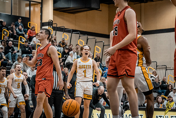 UWS MBB vs. UWRF WM 84