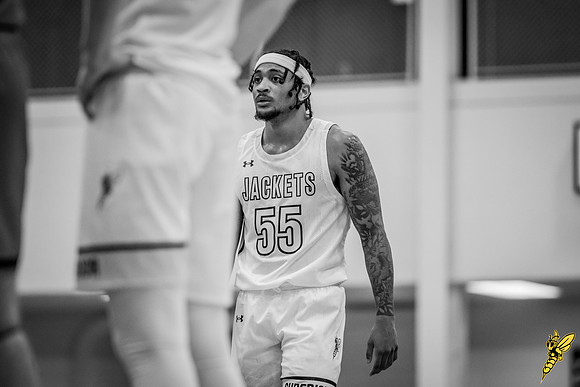 UWS MBB vs. UWRF WM 105