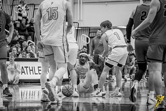 UWS MBB vs. UWRF WM 63