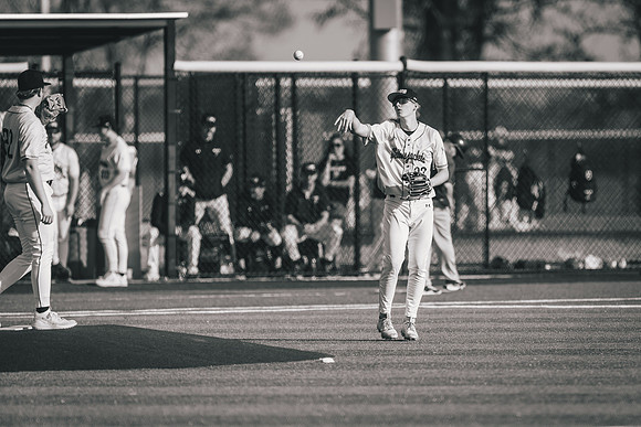 UWS BSB vs Loras-1-240