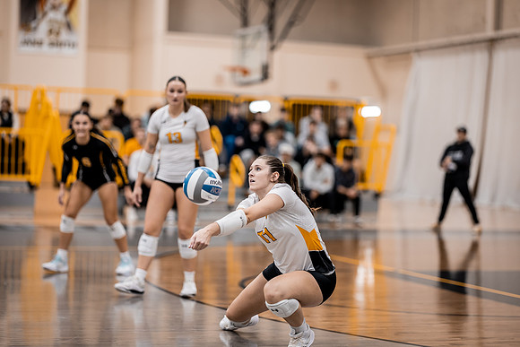 UWS VB vs CROWN-103
