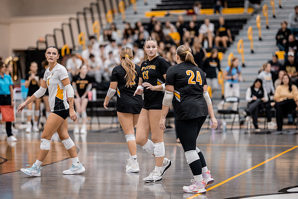 VB vs UNW-15