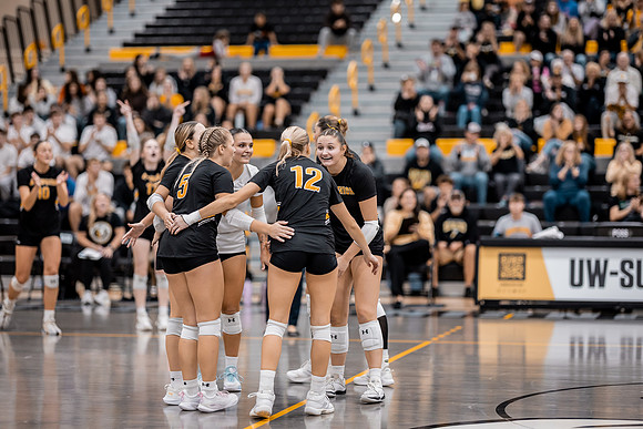 VB vs UNW-53