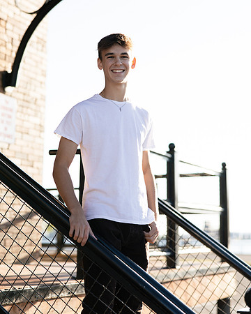 Oscar Senior Shoot-1-47