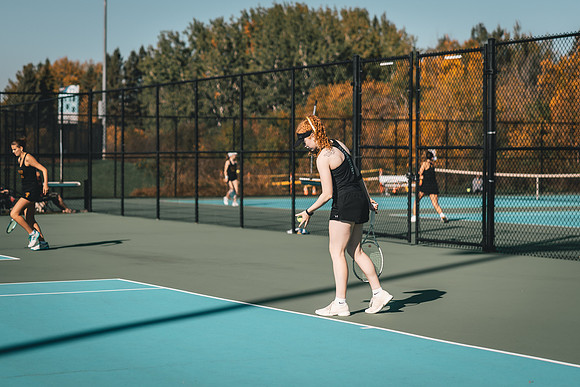 Tennis vs STO-83