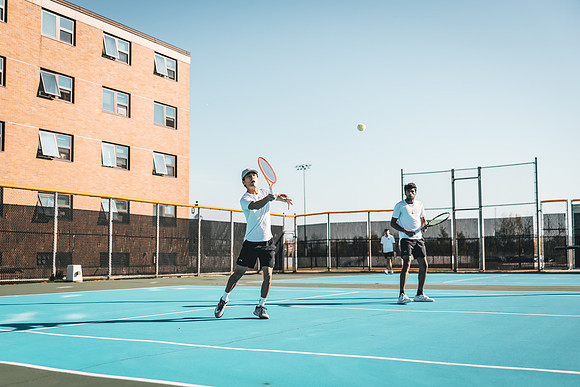 Tennis vs STO-62