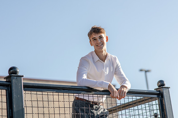 Oscar Senior Shoot-1-32