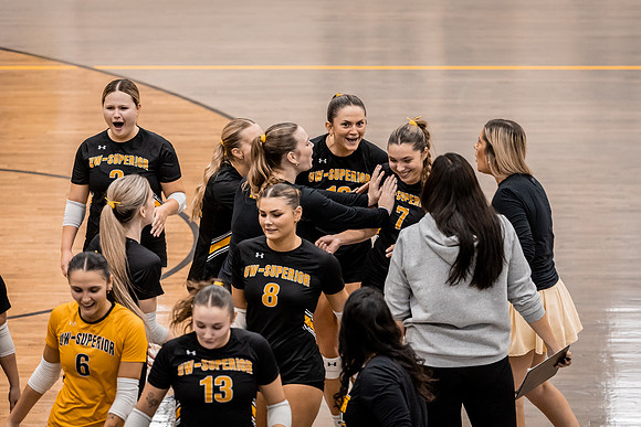VB vs UWL -126