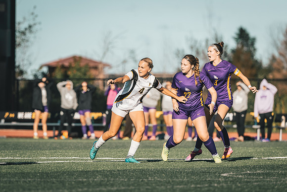 WSOC vs UNW -3