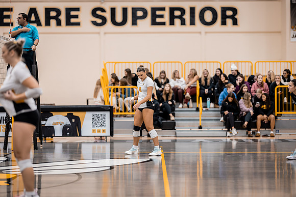 UWS VB vs CROWN-146