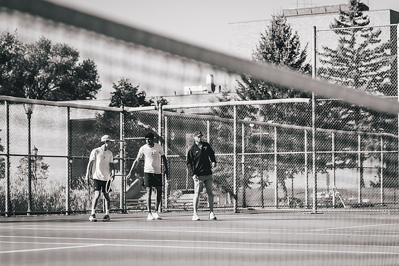 Tennis vs STO-9