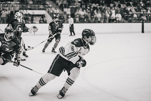 Hibbing vs Superior Hockey -1-98