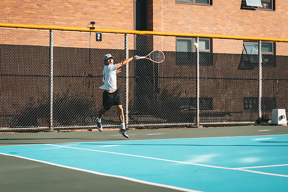 Tennis vs STO-42