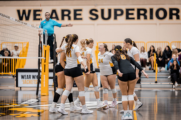 UWS VB vs CROWN-97