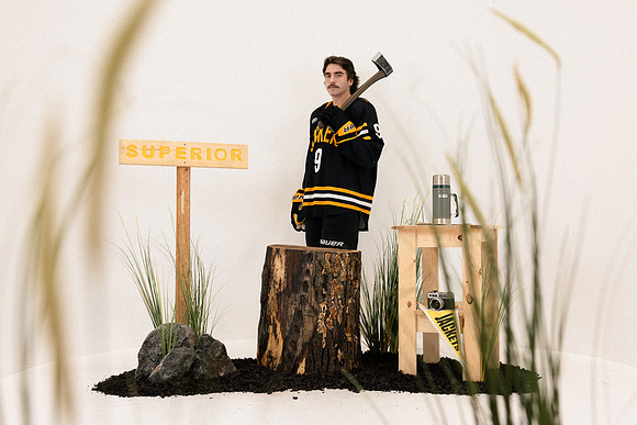CMHKY Set Photos-10