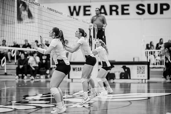 UWS VB vs CROWN-158