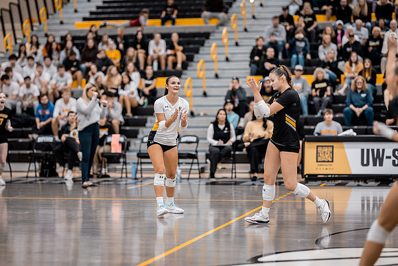 VB vs UNW-45