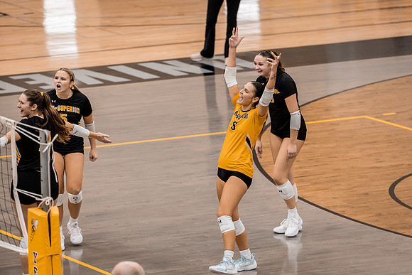 VB vs UWL -90