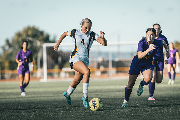WSOC vs UNW-35