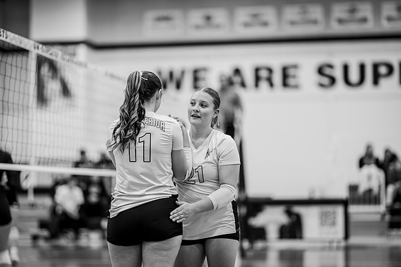 UWS VB vs CROWN-88