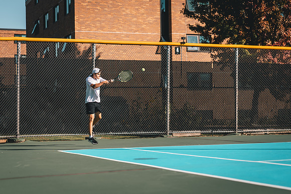 Tennis vs STO-15