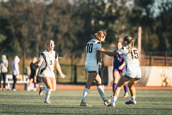WSOC vs UNW-111