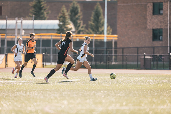 UWS WSOC vs MLC-142