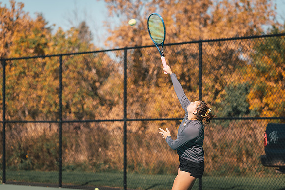 Tennis vs STO-132