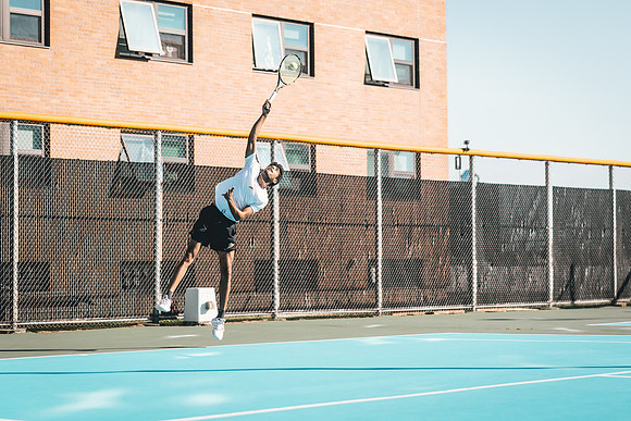 Tennis vs STO-56