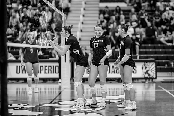 VB vs UNW-121