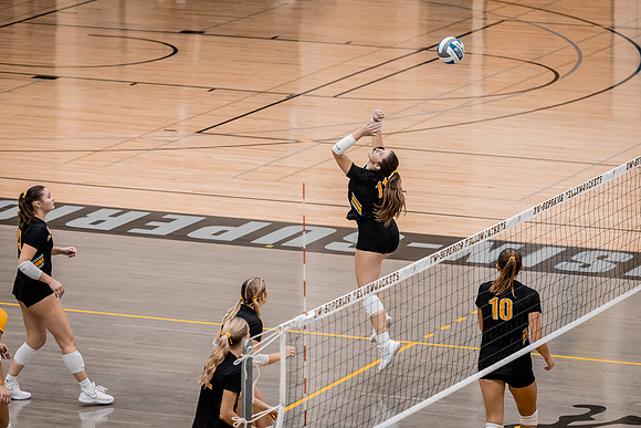 VB vs UWL -171