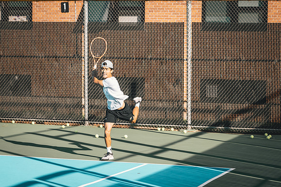 Tennis vs STO-151