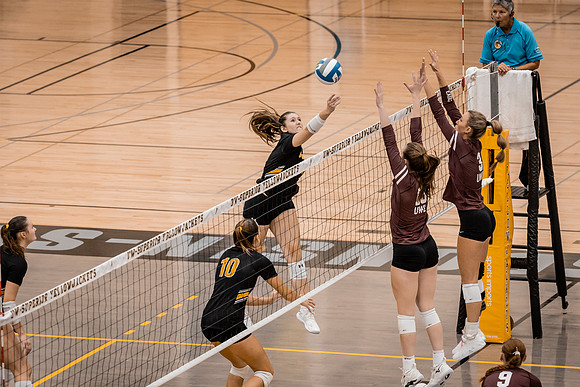 VB vs UWL -159