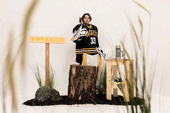 CMHKY Set Photos-11