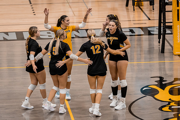 VB vs UWL -116