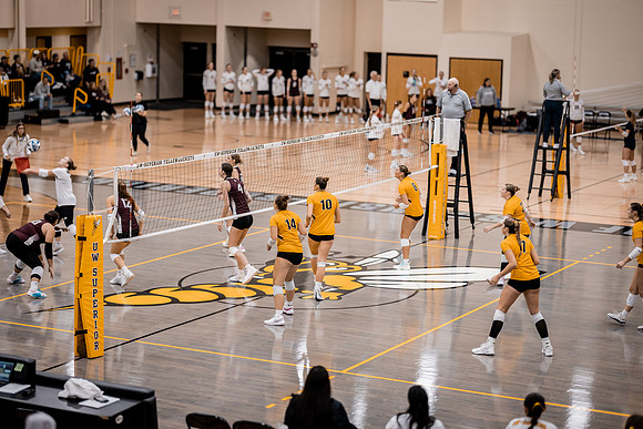 VB vs Augs-12