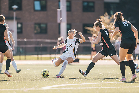 UWS WSOC vs MLC-64