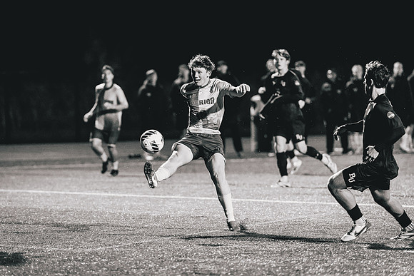 UWS MSOC vs BU-221