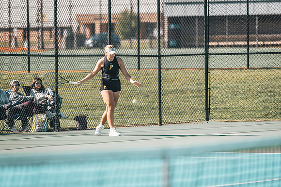 Tennis vs STO-198