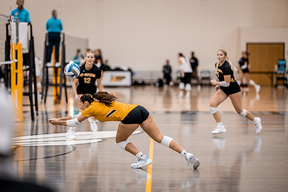 VB vs UWL -19