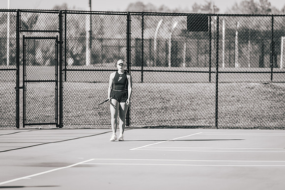 Tennis vs STO-115