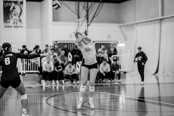 UWS VB vs CROWN-164