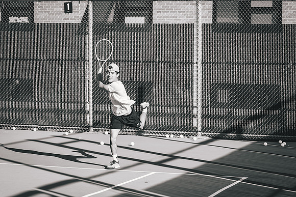 Tennis vs STO-152