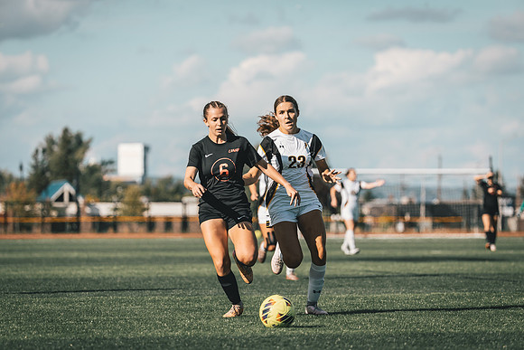 WSOC vs UWRF-5