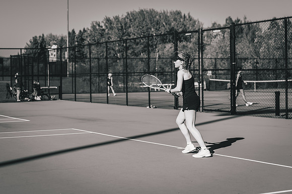 Tennis vs STO-82